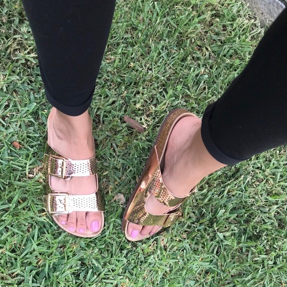 RoseGold Double Buckle Footbed Slides Sandals✨ - Picture 4 of 6